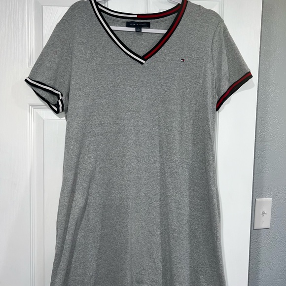 Tommy Hilfiger Dresses & Skirts - HP 🎉🎊 Tommy Hilfiger V-neck Cotton Dress